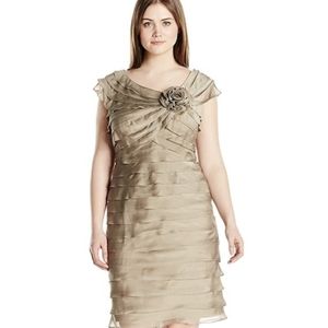 London Times Layered Champagne Shutter Dress with Portrait Collar sz 14P